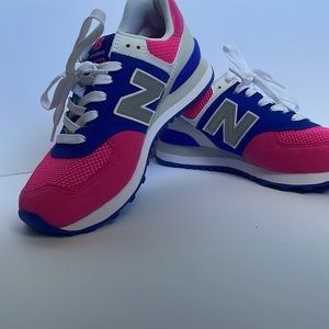 New Balance 574 Pink and Blue size 7 New With Box